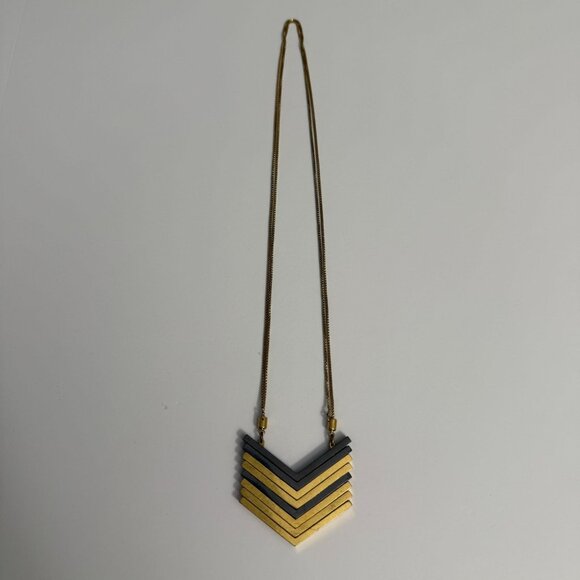 Madewell Gold Pewter Chevron Arrowstack Pendant Adjustable Necklace - Picture 3 of 7